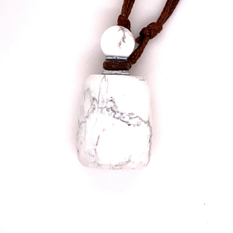 Howlite Crystal Essential Oil Jar Necklace -  Congés Life